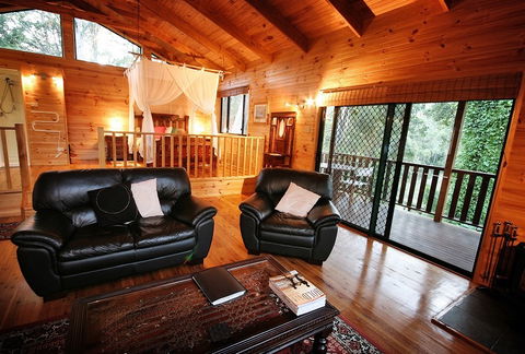 Ravensbourne Forest Chalets - Accommodation Asia 3