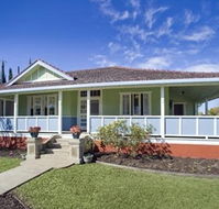 Blooms Cottage - Accommodation Guide