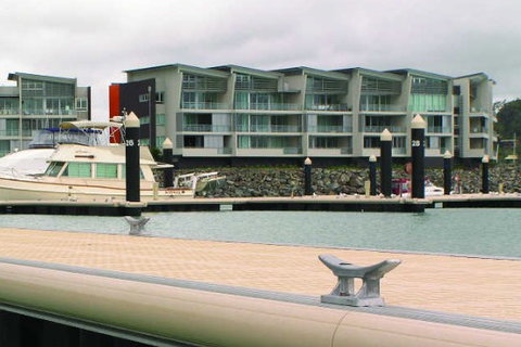 Peninsula Airlie Beach - Accommodation Guide 0