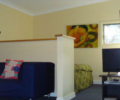 Artist Studio Cottage - Accommodation Asia 1