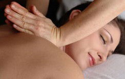 Eltham Natural Healing Centre - Accommodation Guide 2