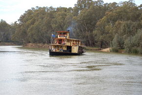 Emmylou Paddle Steamer - Accommodation Guide 1