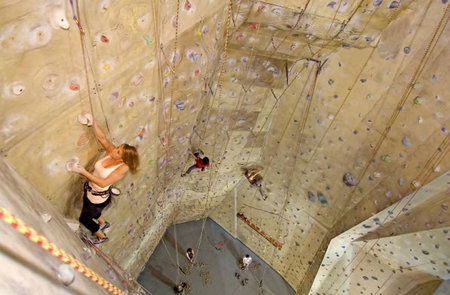 Cliffhanger Climbing Gym - Accommodation Asia 3