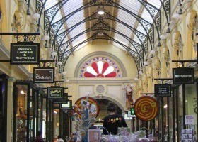 MELTours - Accommodation China 0