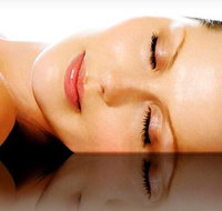 The Revival Lounge - Accommodation Guide