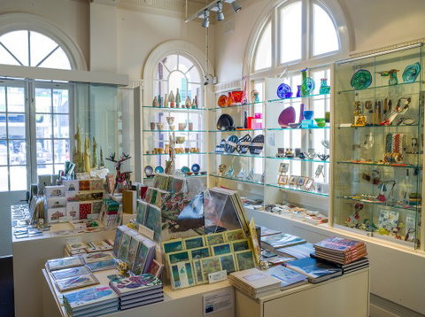 Cairns Regional Gallery - Accommodation China 3