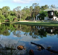 Lake House Gallery - Accommodation Guide