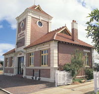 Merredin Town Hall - Accommodation Guide