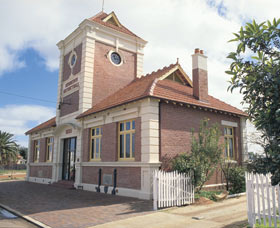 Merredin Town Hall - Accommodation Asia 0