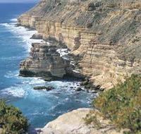 Island Rock and Natural Bridge - Accommodation Guide