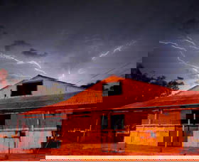 Red Dirt Photographic Gallery - Accommodation Asia 0