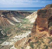 Charles Knife Road - Accommodation Guide