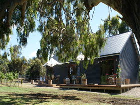 No. 58 Cellar Door & Gallery - Accommodation China 0