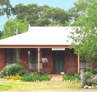 Stacey Studio Gallery  Almond Grove BB - Accommodation Guide
