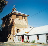 The Oakbank Weaver - Accommodation Guide