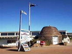 Andamooka Dukes Bottlehouse Museum - Accommodation Guide 0
