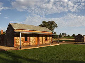 Hentley Farm - Accommodation China 0