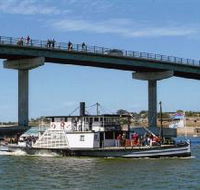 Paddle Steamer Oscar W - Accommodation Guide