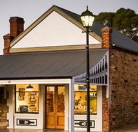 Hither and Yon Wines - Accommodation Guide