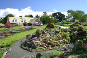 Kaydale Lodge Gardens - Accommodation Guide 0