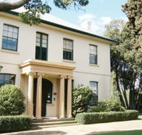 Franklin House - Accommodation Guide