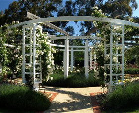 Old Parliament House Gardens - Accommodation China 0