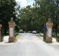 Kalinga Park Memorial - Accommodation Asia