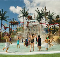 Wet 'n' Wild Water World - Accommodation Guide