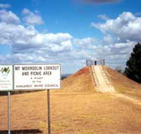 Mount Wooroolin - Accommodation Guide