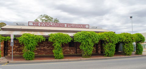 The Overlanders Steakhouse - Accommodation Guide 1