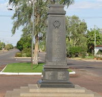 Winton War Memorial - Accommodation Guide