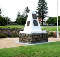 Dunwich War Memorial - Accommodation Guide