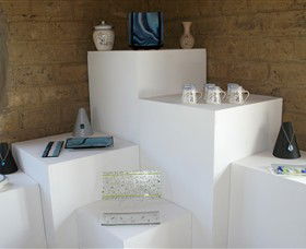 Angledean Pottery - Accommodation Guide 0