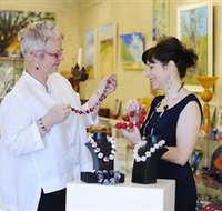 Town  Country Gallery - Accommodation Guide