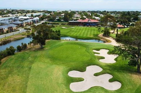 Patterson River Golf Club - Accommodation Guide 0