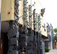 Jewish Holocaust Centre - Accommodation Guide
