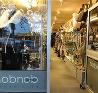 Hobnob Jewels - Accommodation Guide