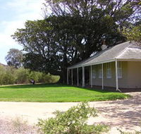 Black Rock House - Accommodation Guide