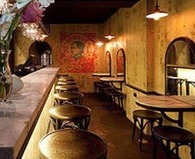 Red Lily Cocktail Bar - Accommodation China 0