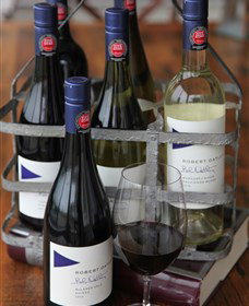 Robert Oatley Vineyards - Accommodation Guide 1