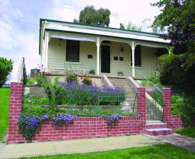 Chifley Home And Education Centre - Accommodation China 0