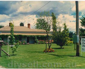 Tumut Valley Violets - Accommodation Guide 0