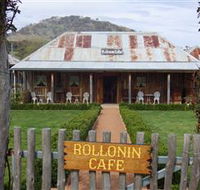Rollonin Cafe - Accommodation Asia