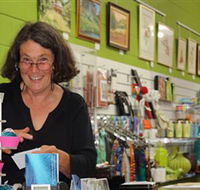 Artists on Parade Art Gallery - Accommodation Guide
