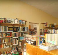 Corryong Browsers Bookshop - Accommodation Guide