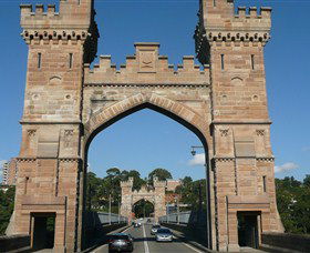 Bailey's Sydney - Tours For People Who Don't Like Tours - Accommodation Asia 6