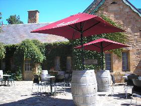 The Old Clarendon Inn And Millers Restaurant - Accommodation Guide 1