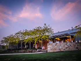 Howard Vineyard - Accommodation Guide 0