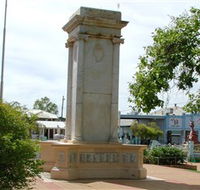 Charleville War Memorial - Accommodation Guide