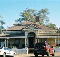 Charleville Pioneers Audio History Board - Accommodation Guide
